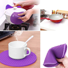 4 Pc Silicon Hot Mat For Placing Hot Vessels And Utensils Over It Easily Without Having Any Visible Marks On Surfaces.